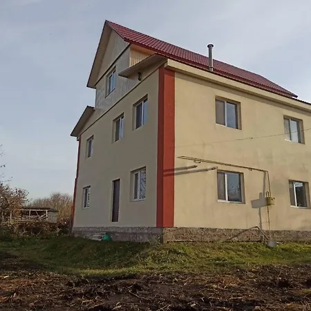 Khutorok Svergio Chesnovka Zewnętrze zdjęcie